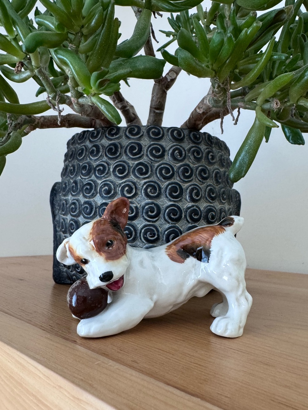 VINTAGE ROYAL DOULTON JACK
RUSSELL DOG FIGURINE